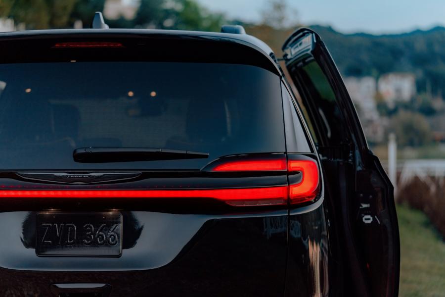 Детали экстерьера Chrysler Pacifica Limited S Appearance Package AWD (RU) 2020 года  (фото 9 из 70)